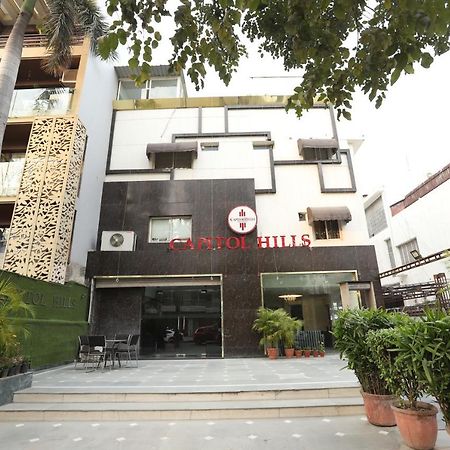 Hotel Capitol Hills - Greater Kailash Delhi New Delhi Buitenkant foto