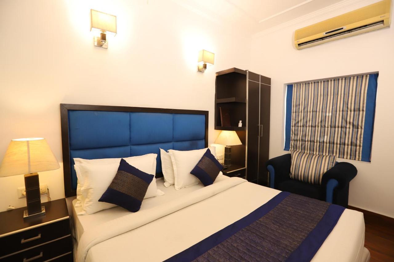 Hotel Capitol Hills - Greater Kailash Delhi New Delhi Buitenkant foto